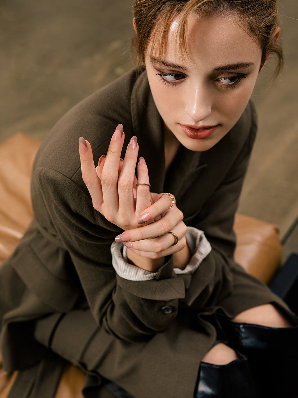 Milk Brown French (Oval)
