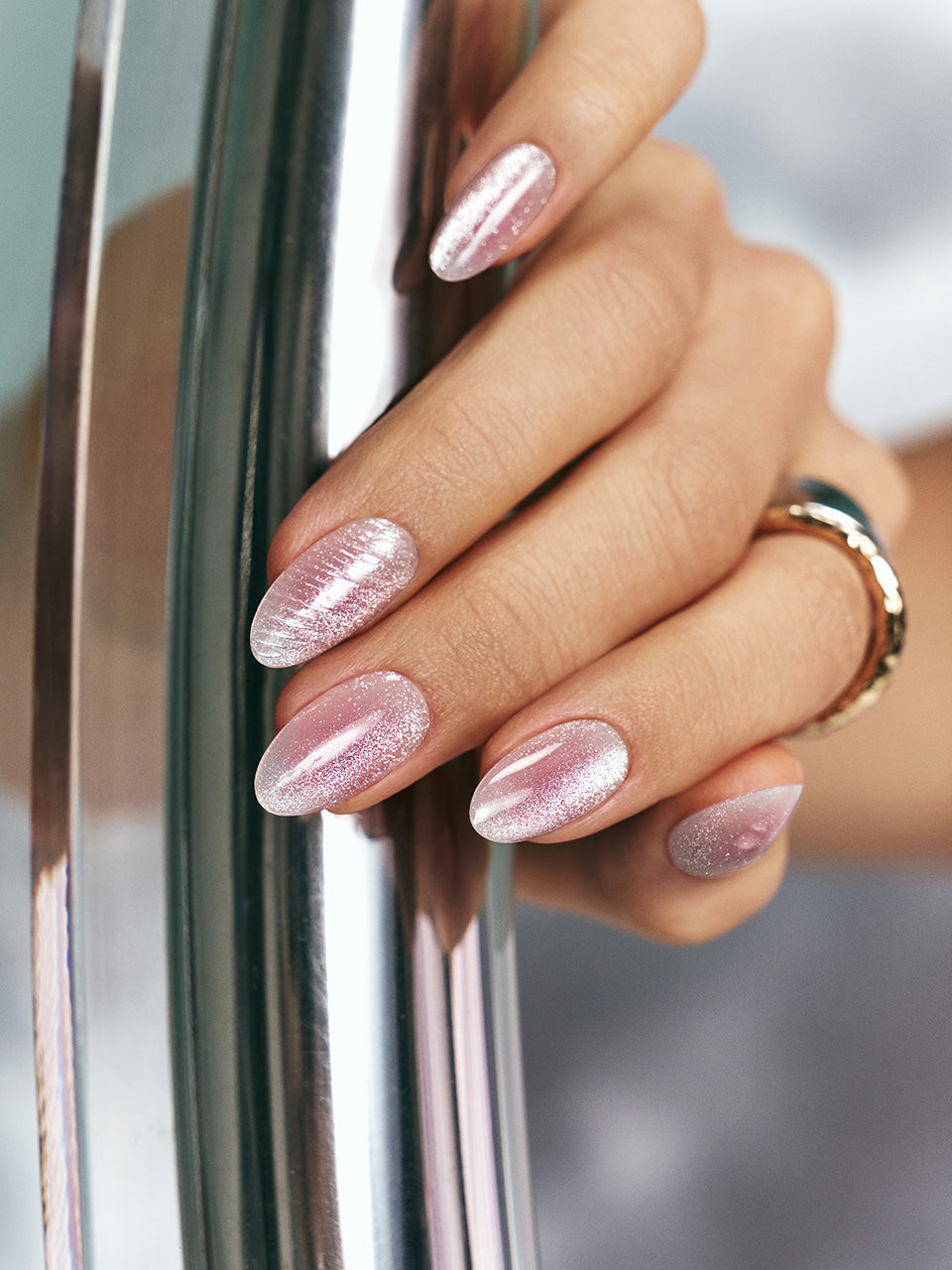 Pure Blush (Oval)
