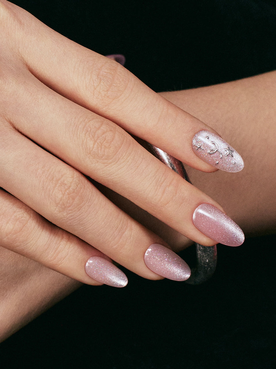 Pink Eve (Oval)