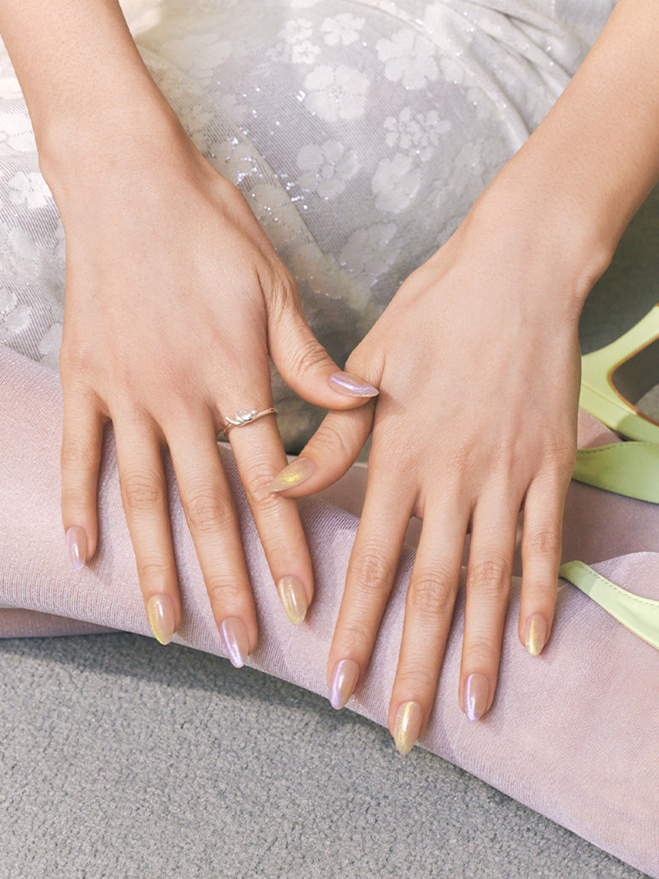 Soft Prism (Almond)