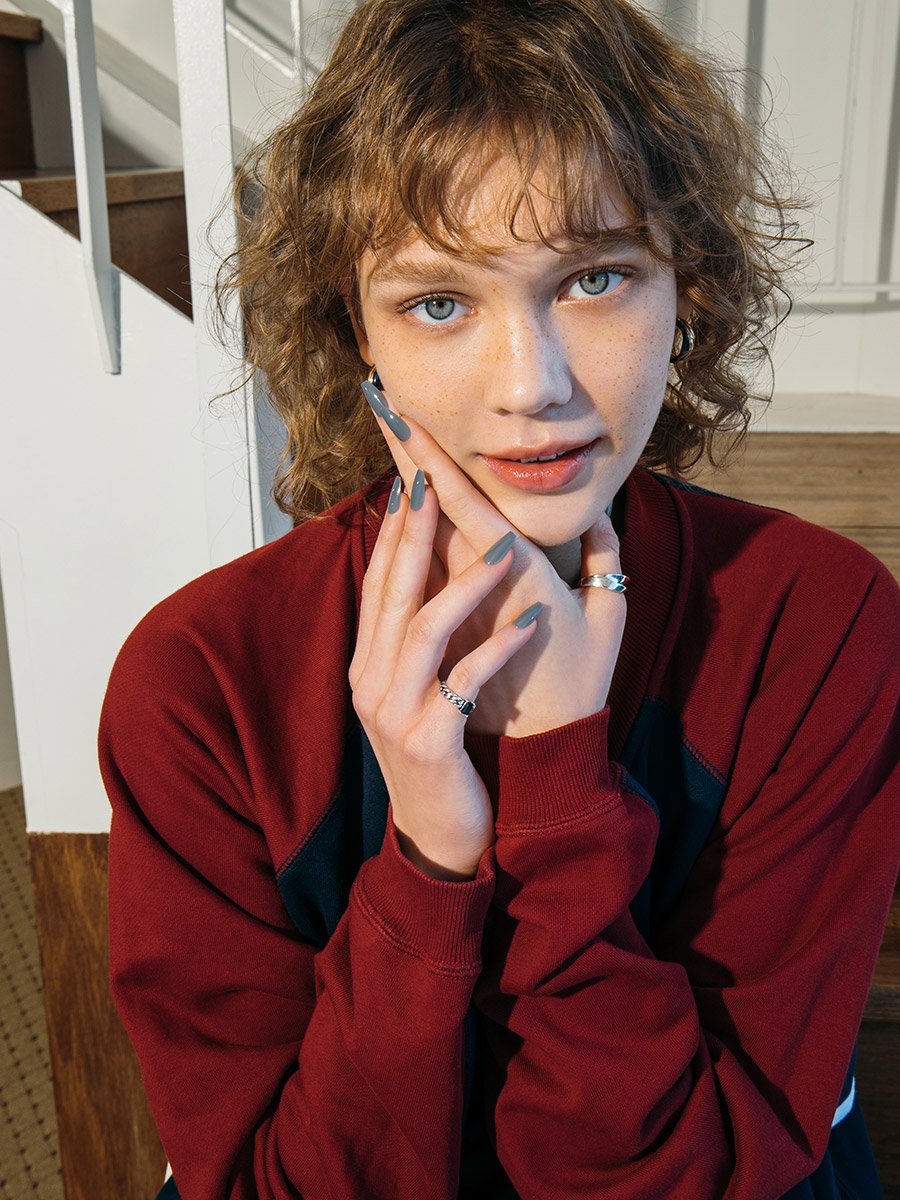 Monday Blues - FINGER SUIT